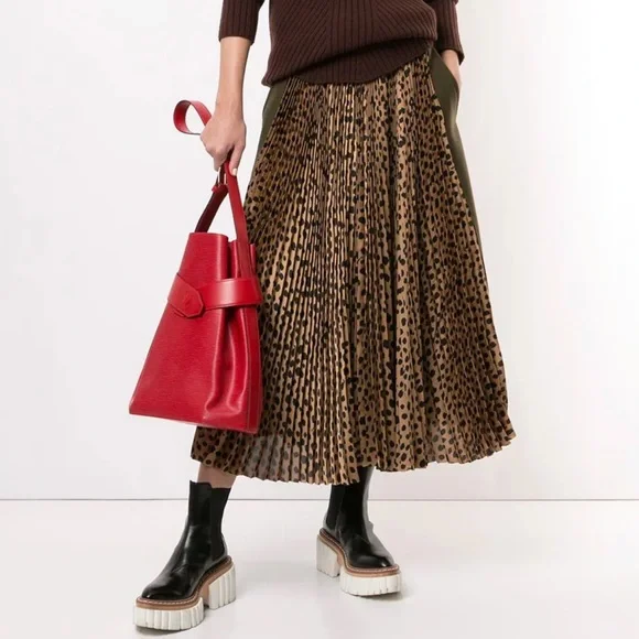 Louis Vuitton Red Sac de Paul Shoulder Bag - Picture 4 of 7